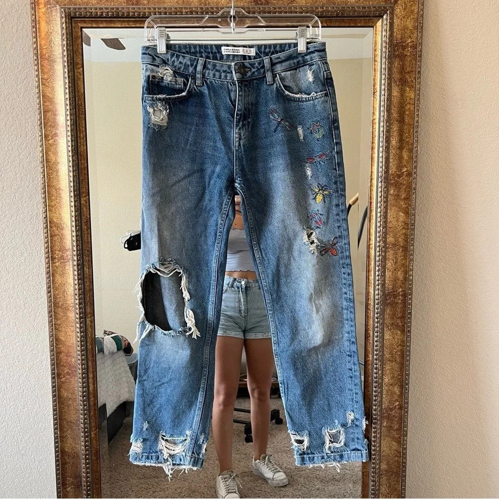 Zara Basic Denim Bug Embroidered Dripped Jeans